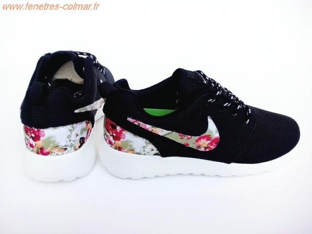 nike roshe run floral homme or